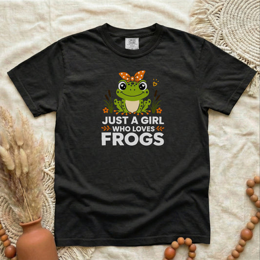 Just A Girl Who Loves Frogs T-Shirt | Funny Women's Tee