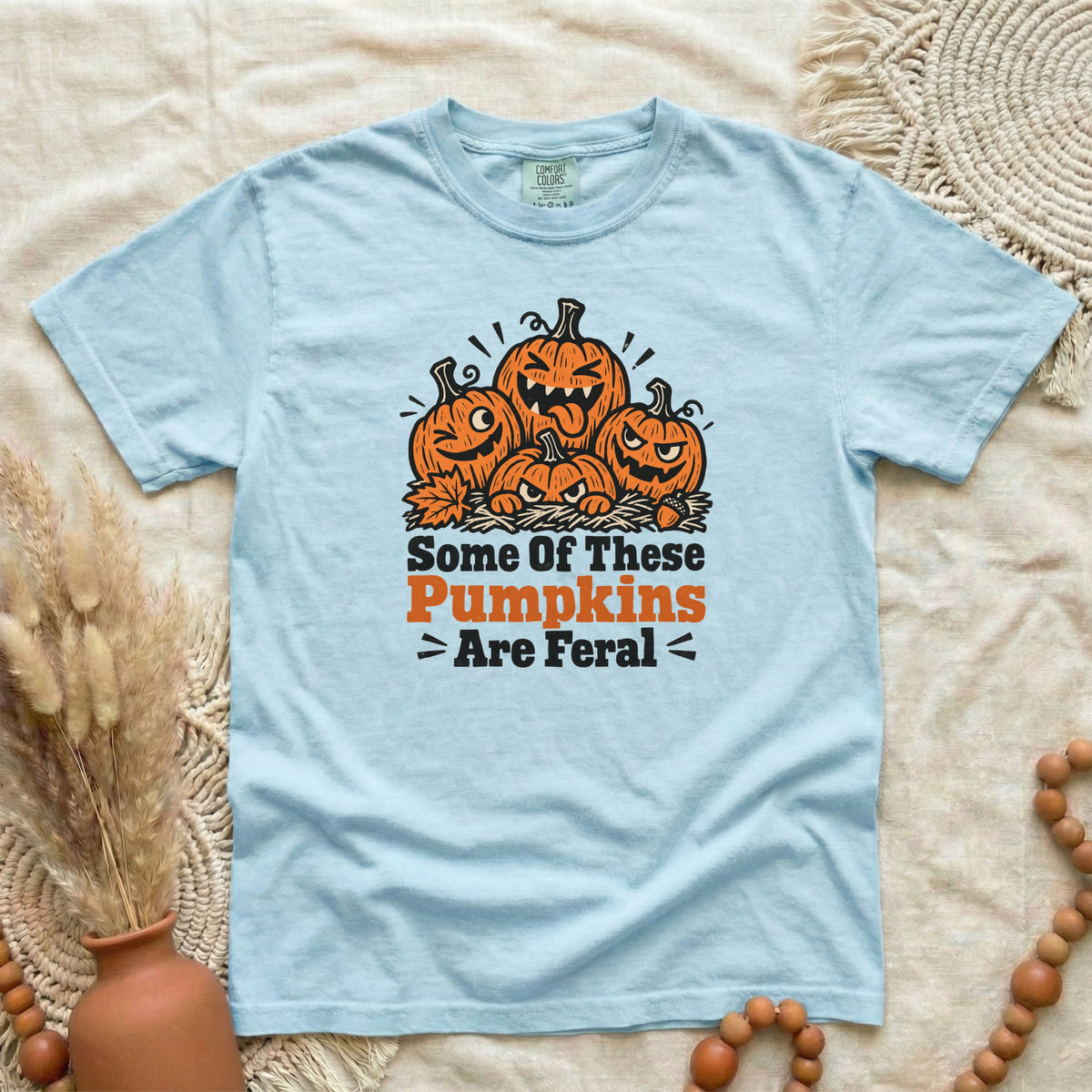 QRRH1T1X__p94_D009_SomeOfThesePumpkinsAreFeral_alt3_L.png