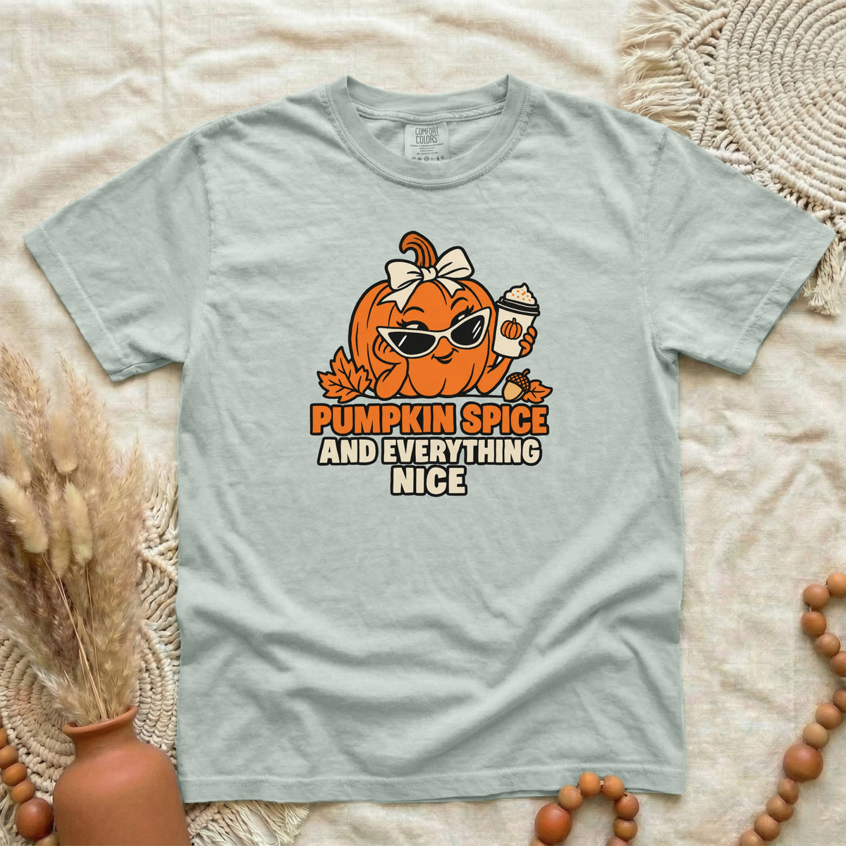Z8W7F8FN__p94_D090_PumpkinSpiceAndEverythingNice_L.png